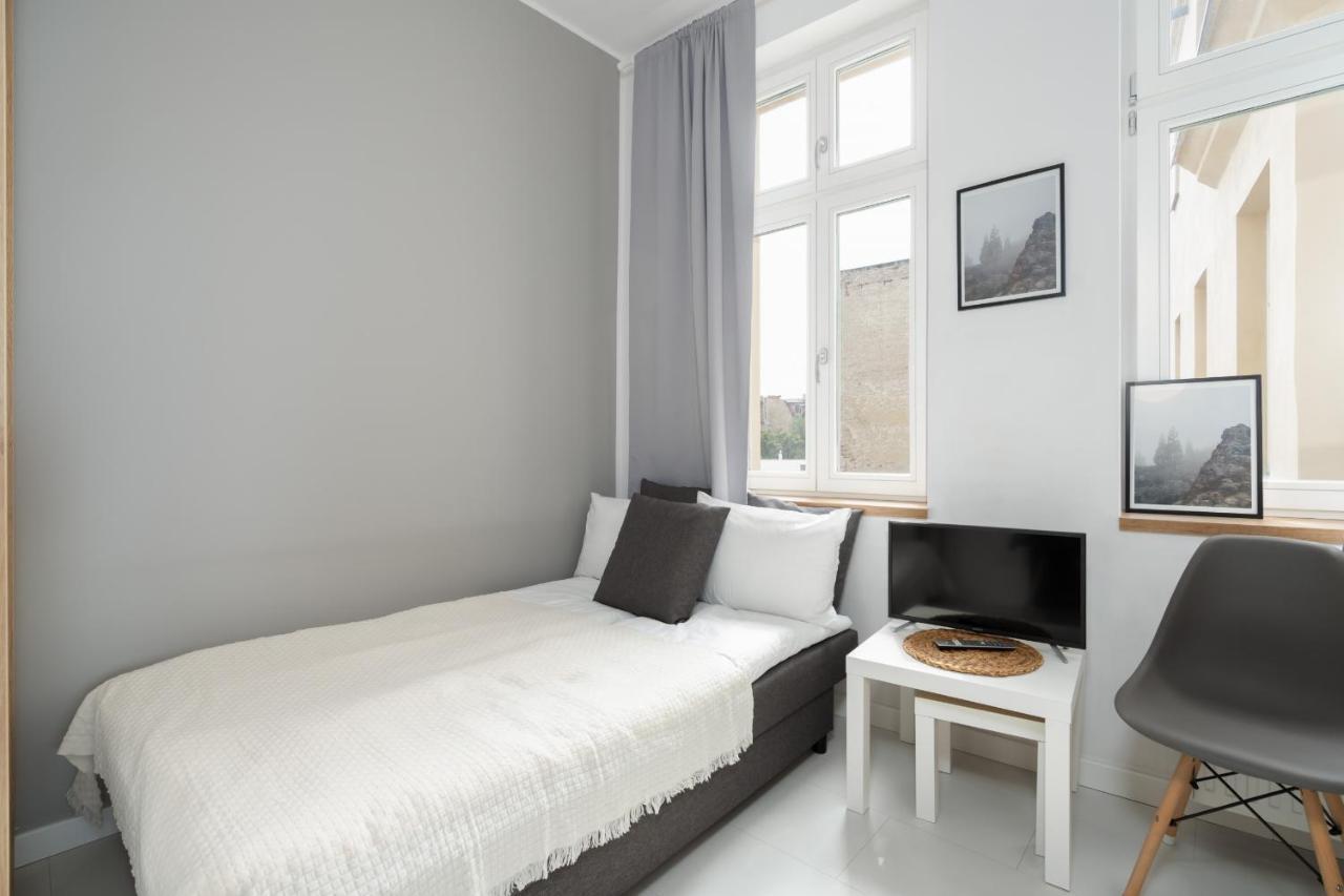 Cosy Studios Gasiorowskich By The Wilson Park By Noclegi Renters Poznan Ngoại thất bức ảnh